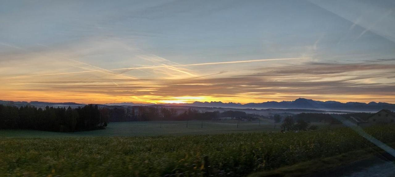 Ferienhaus Goldener Anker Unterach Am Attersee Exteriör bild